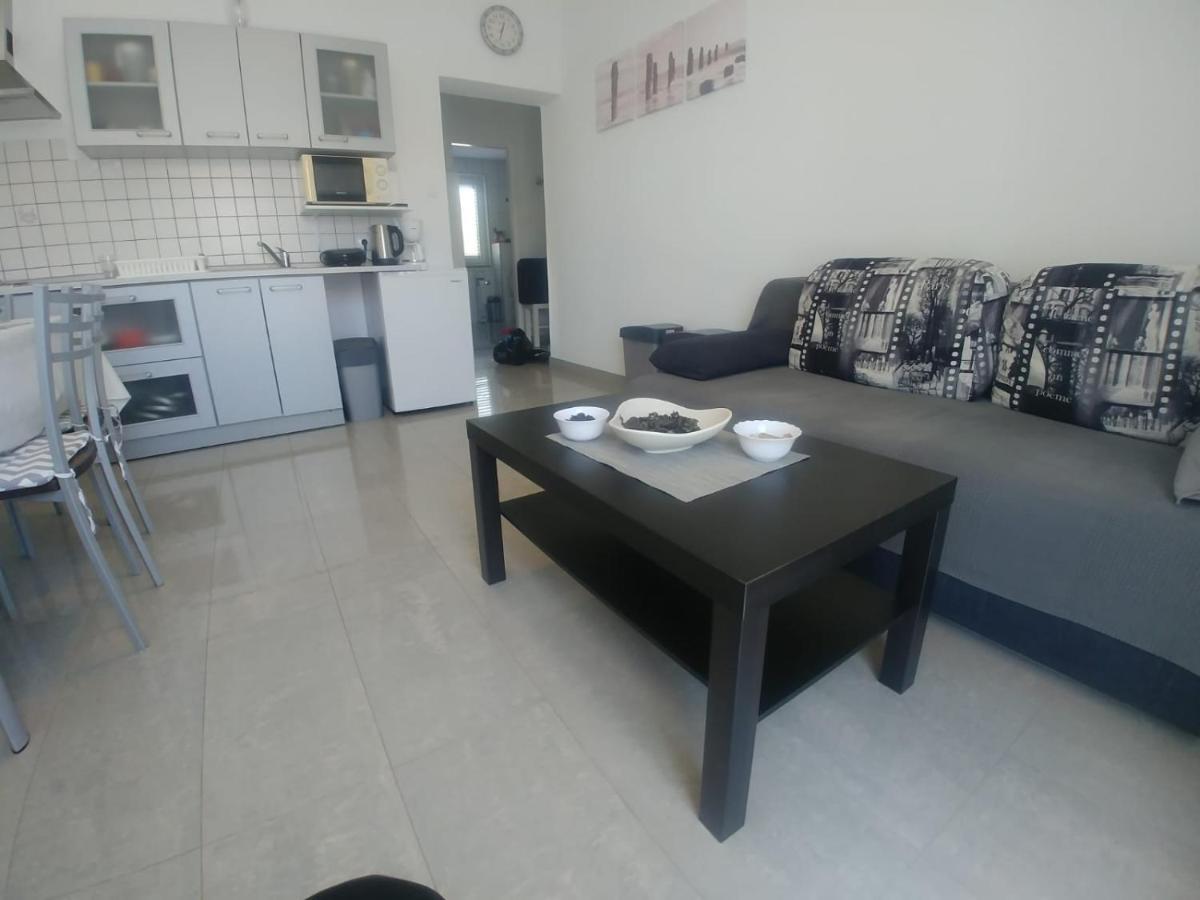 Апартаменты Lana Apartman Медулин Экстерьер фото